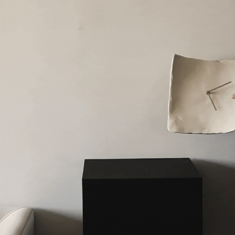 CHRONOS BEIGE | NORDIC RETRO PLEATED WALL CLOCK
