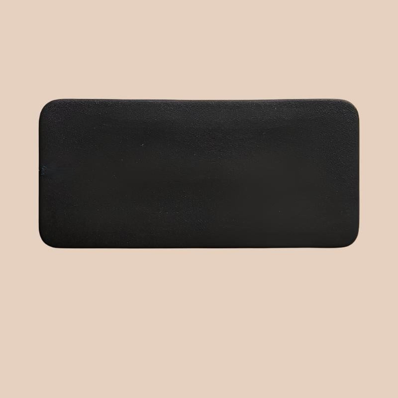 MATTE BLACK TABLEWARE