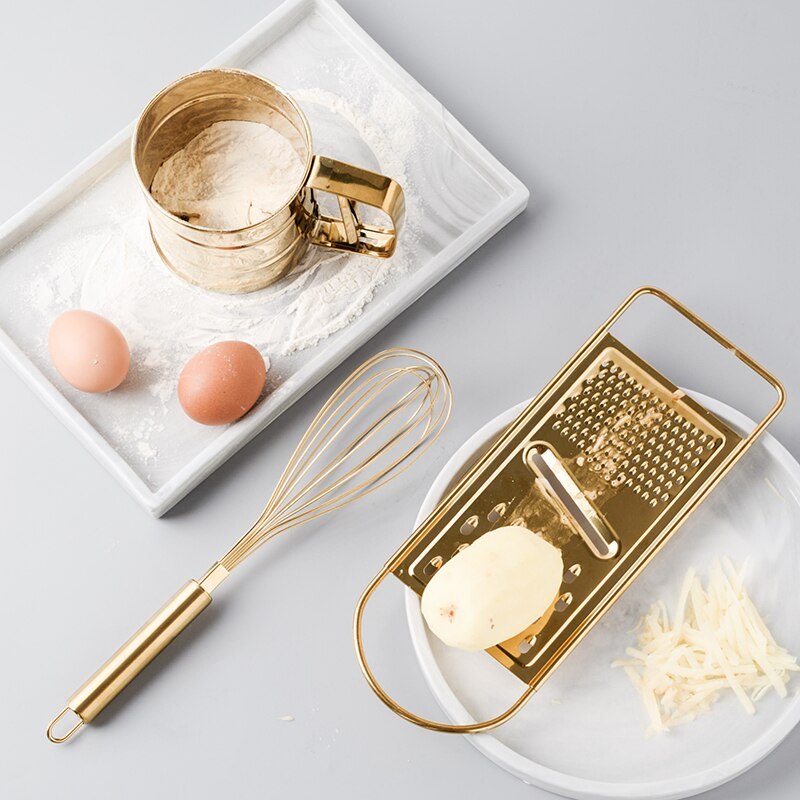 GOLDEN STAINLESS STEEL CAKE TOOLS