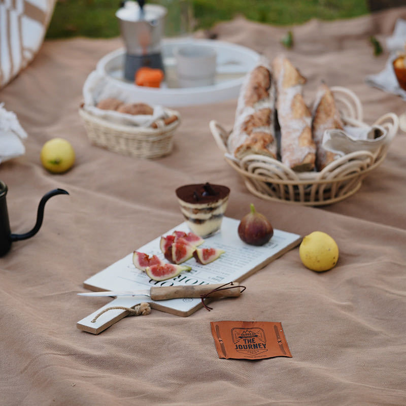 MOMO'S TALK | ALL-WEATHER CANVAS PICNIC MAT