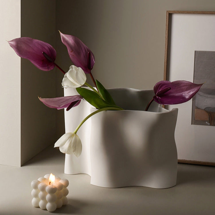 SCULPTED SERENITY VASE