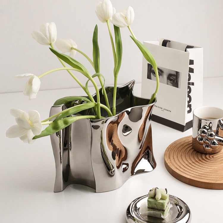 SCULPTED SERENITY VASE
