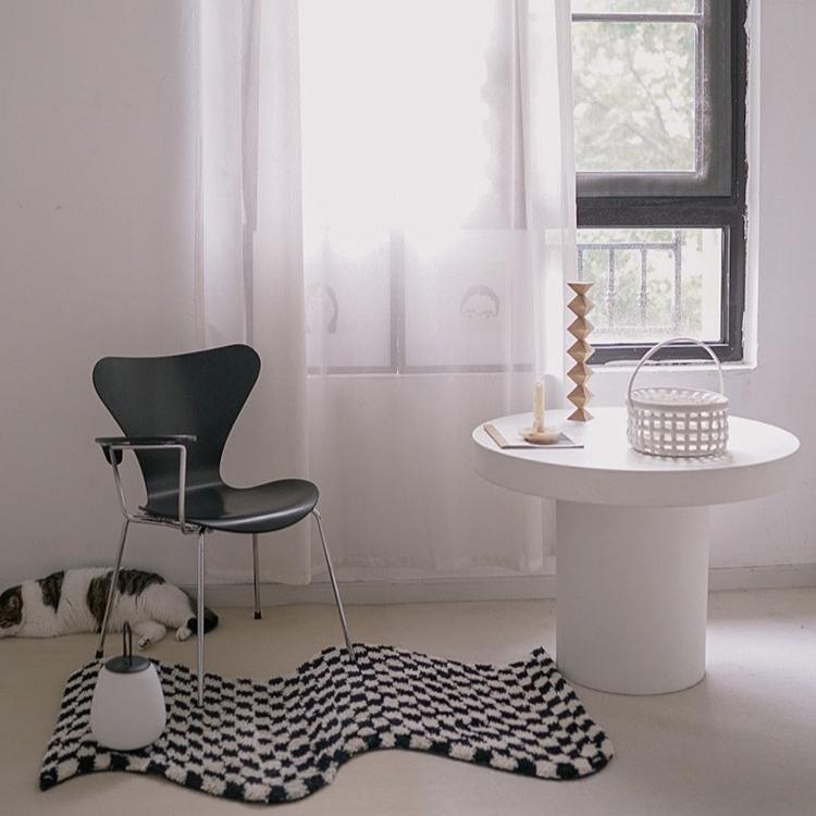 CHECKERBOARD TUFTED ANTI-SLIP RUG