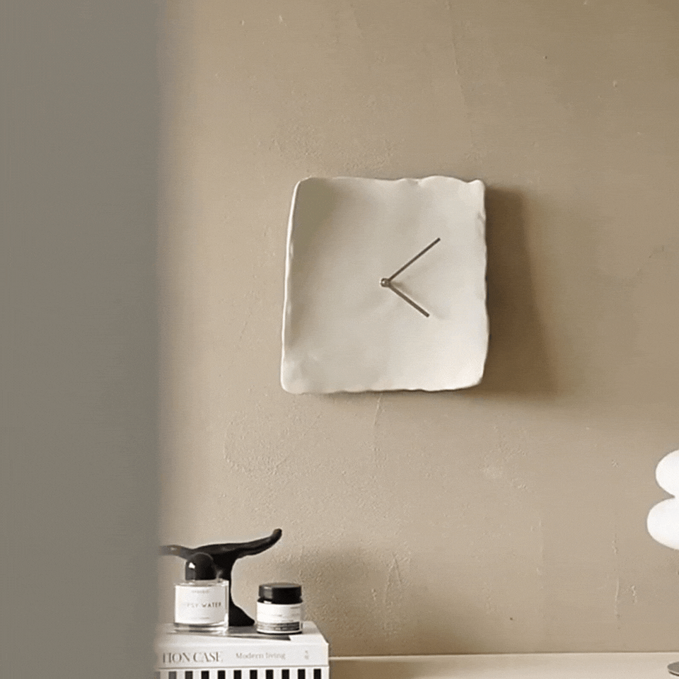 CHRONOS BEIGE | NORDIC RETRO PLEATED WALL CLOCK