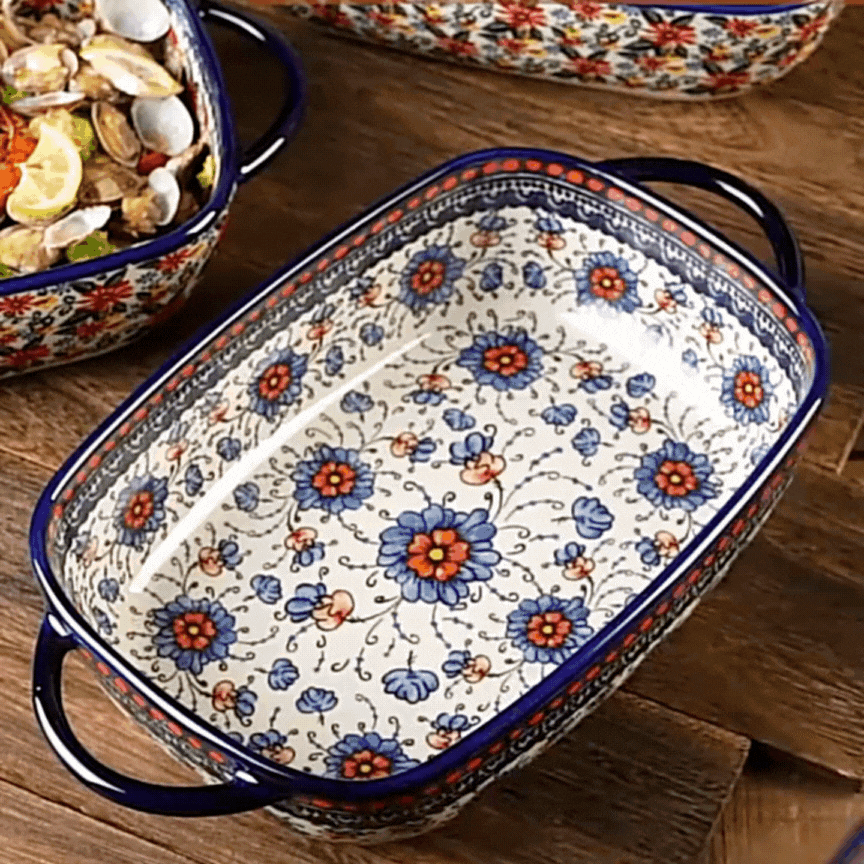 RETRO DINNER PLATE WITH FLORAL PATTERN