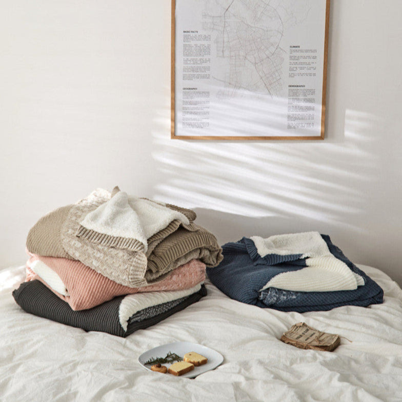 THICKENED KNIT WOOLEN BLANKET