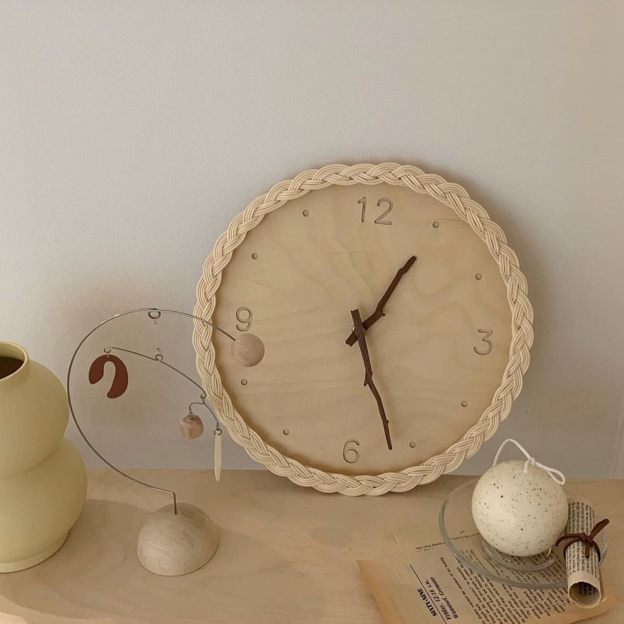 WODDEN SILENT CLOCK