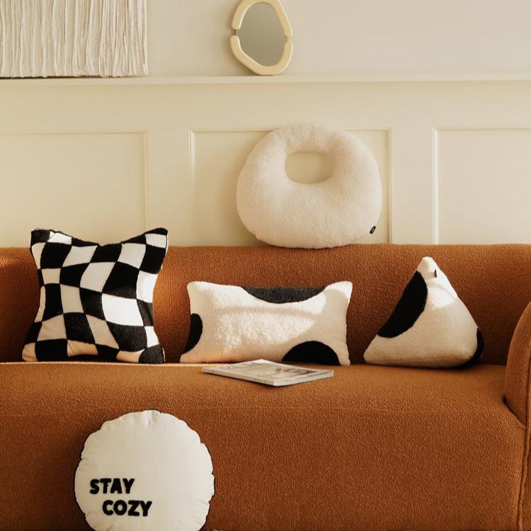MARRY | GEOMETRIC CUSHIONS COLLECTION