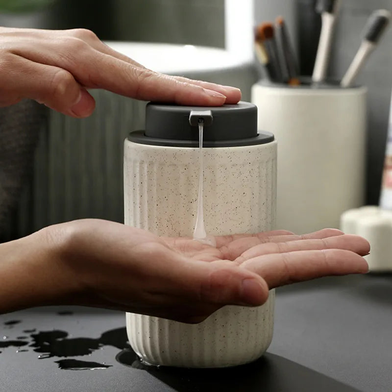 SIMPLE CERAMIC FOAM PUMP BOTTLE COLLECTION