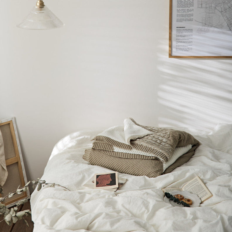 THICKENED KNIT WOOLEN BLANKET