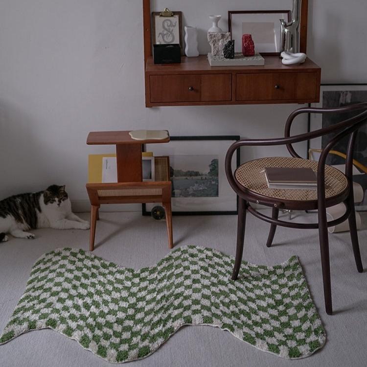 CHECKERBOARD TUFTED ANTI-SLIP RUG