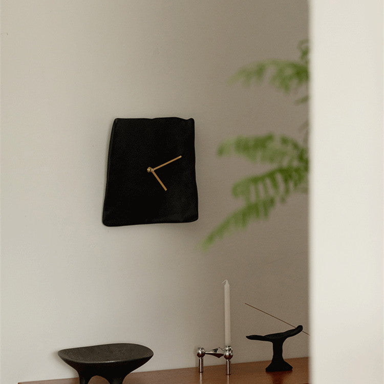 CHRONOS BLACK | NORDIC RETRO PLEATED WALL CLOCK