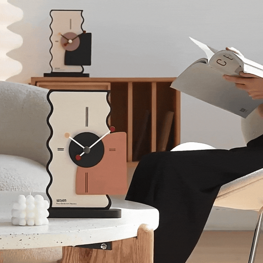 SLEEK DESKTOP CLOCK