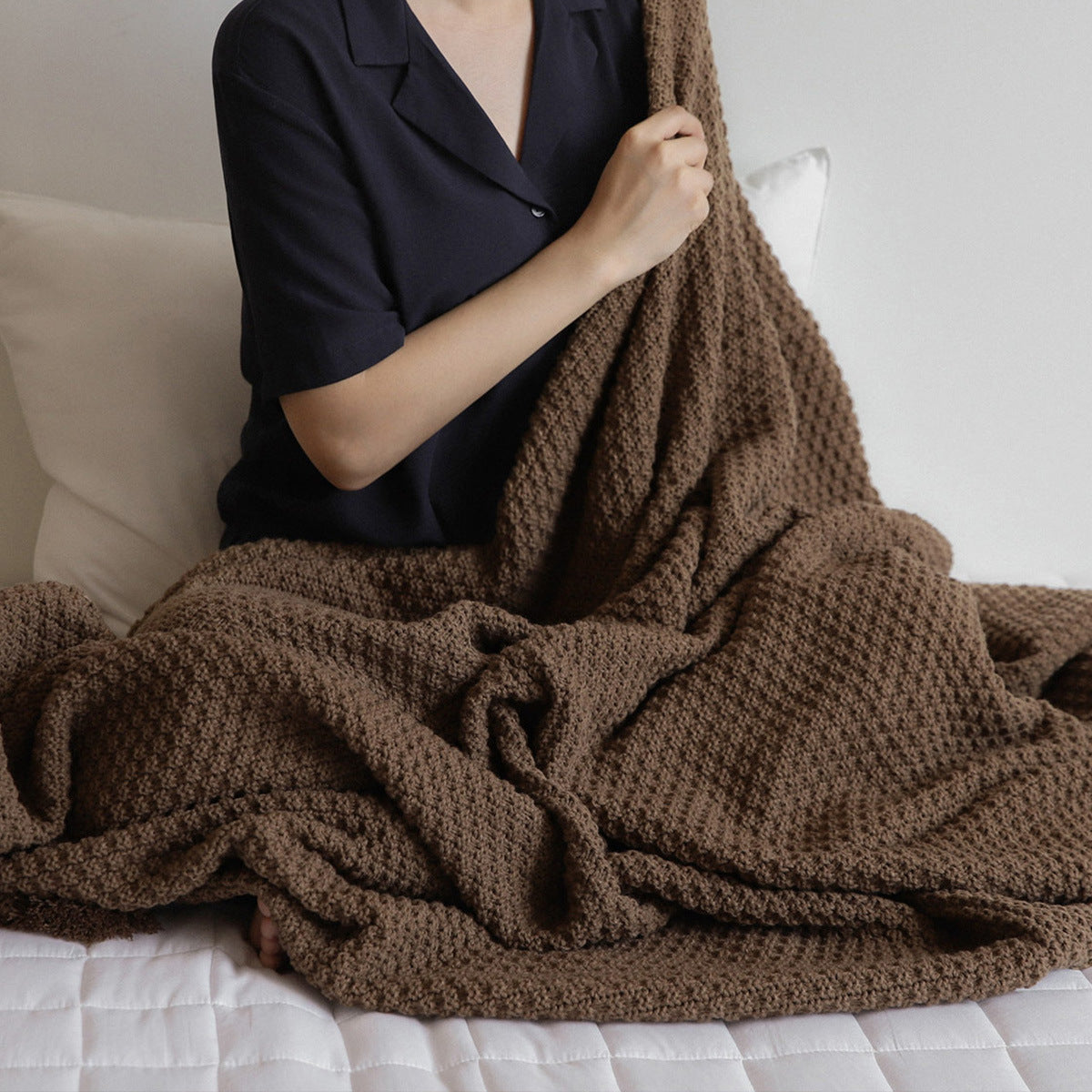 NORDIC STYLE KNITTED SOFA BLANKET