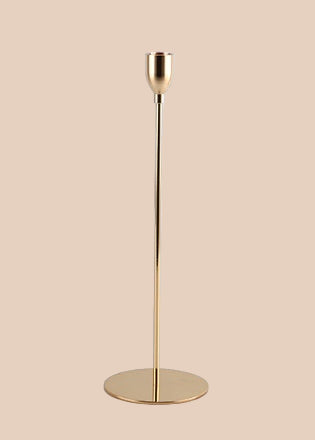 RADIANT GOLDEN CANDLESTICKS