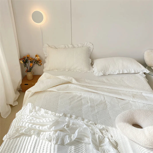 COTTON LEAF QUILTED | TREE-PIECE BEDDING SET
